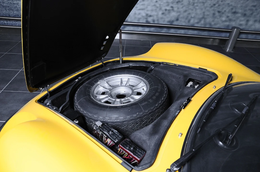 1972 Ferrari Dino 246 GT - Image 6 of 13