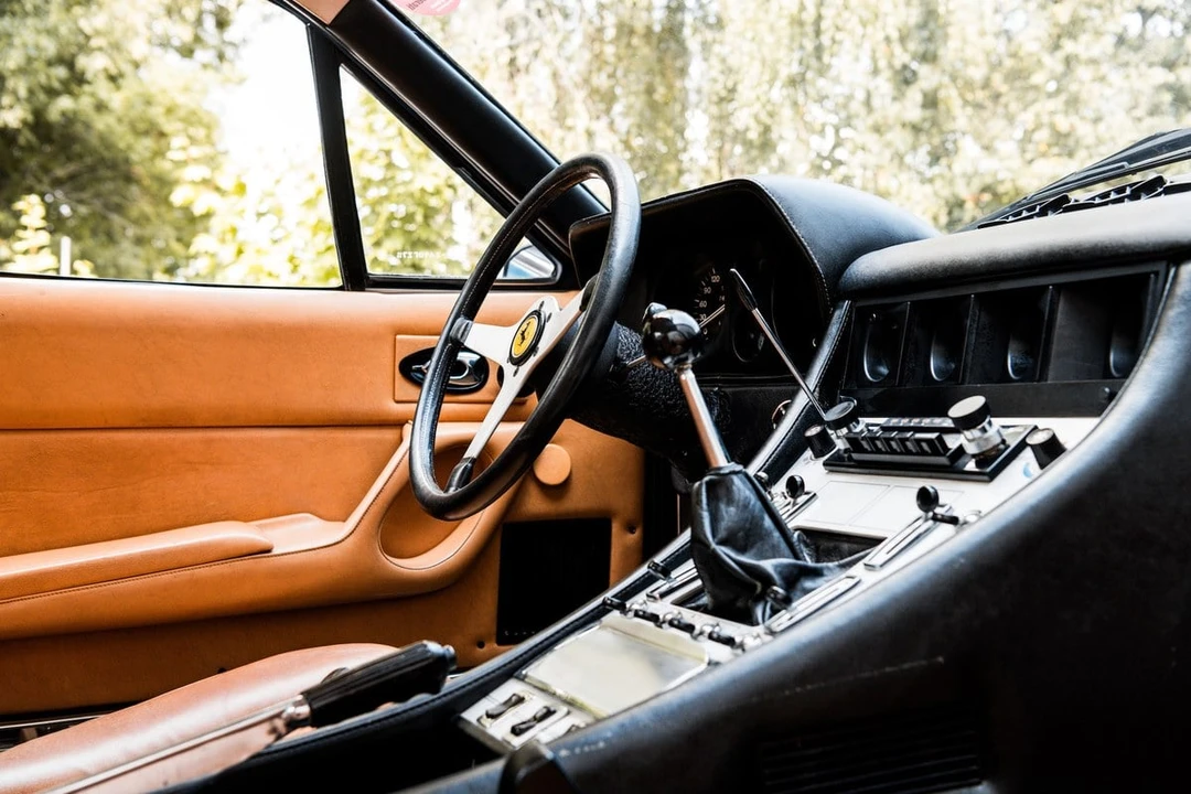 1972 Ferrari 365 GTC/4 - Image 27 of 30