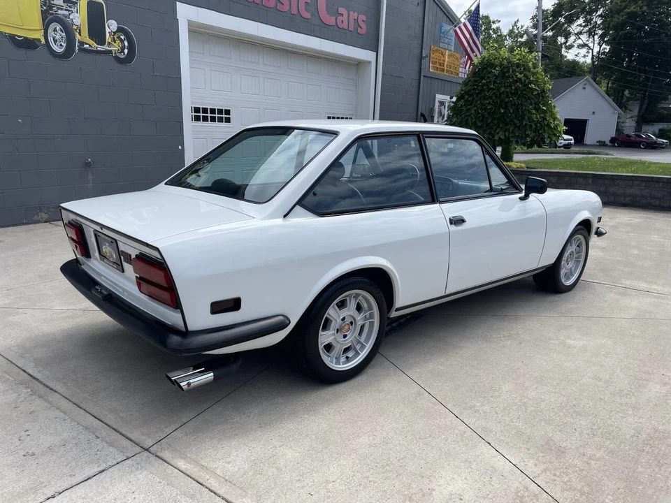 1972 Fiat 124 Berlina - Image 11 of 31