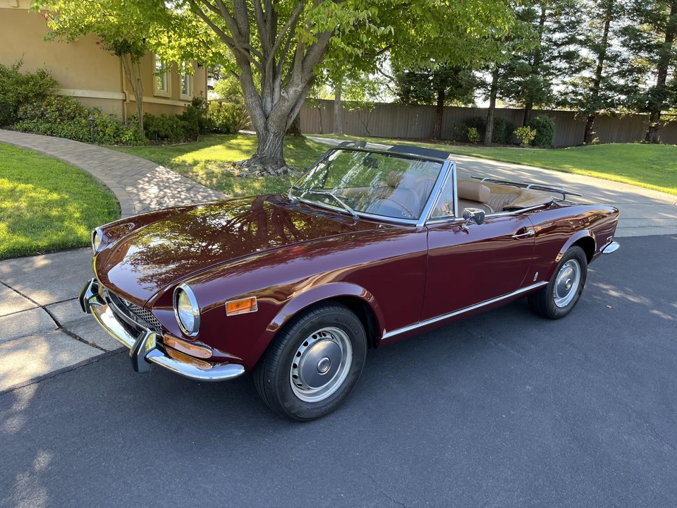 1972 Fiat 124 Sport Spider - Image 2 of 31
