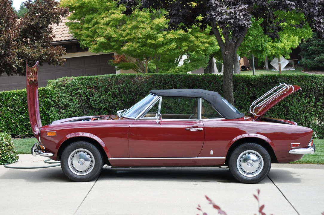 1972 Fiat 124 Sport Spider - Image 17 of 31