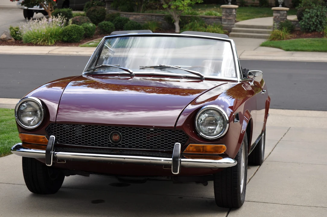 1972 Fiat 124 Sport Spider - Image 14 of 31
