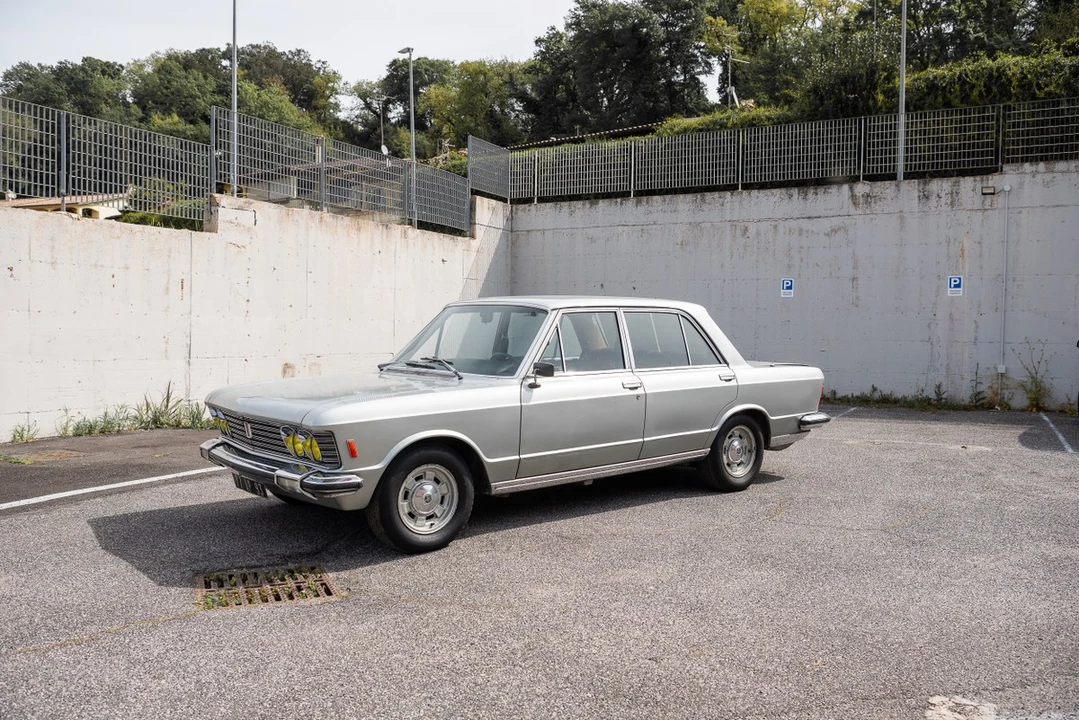1973 Fiat 130 - Image 2 of 30