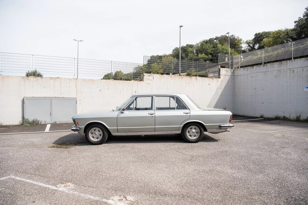 1973 Fiat 130 - Image 17 of 30