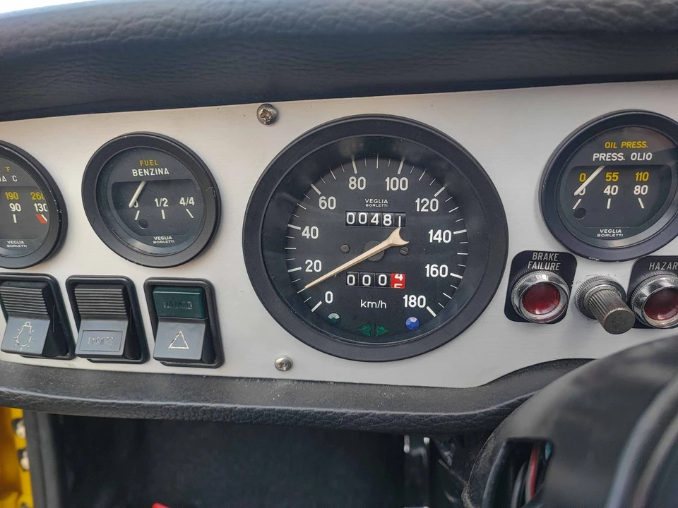 1972 Fiat 850 Spider - Image 28 of 30