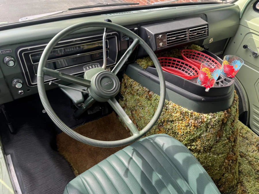 1972 Ford Econoline Van - Image 10 of 13
