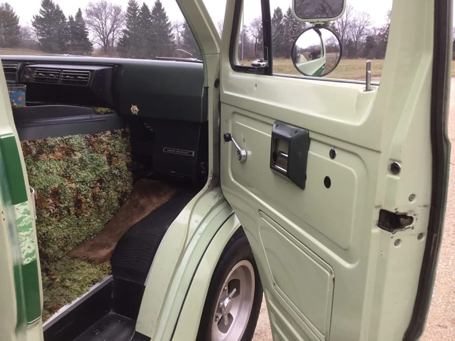 1972 Ford Econoline Van - Image 15 of 31