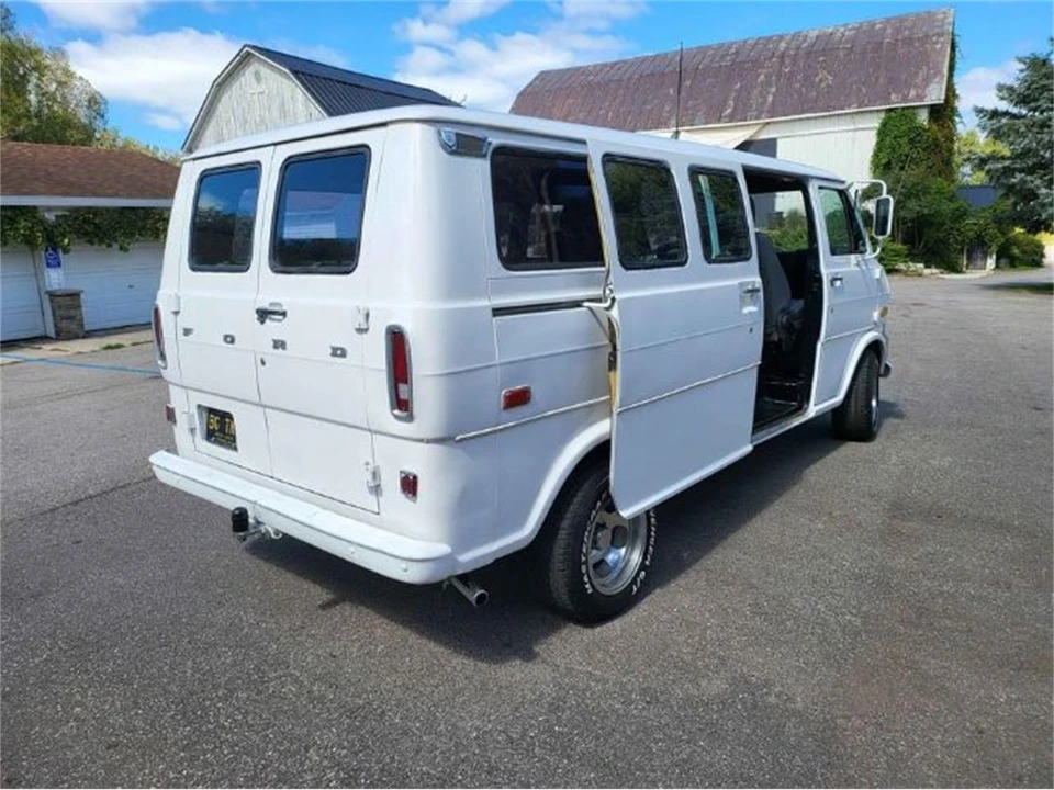 1972 Ford Econoline Van - Image 12 of 30