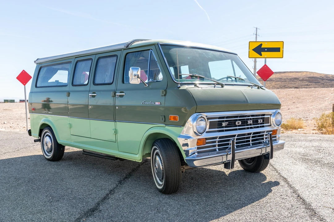 1972 Ford Econoline Van - Image 10 of 31