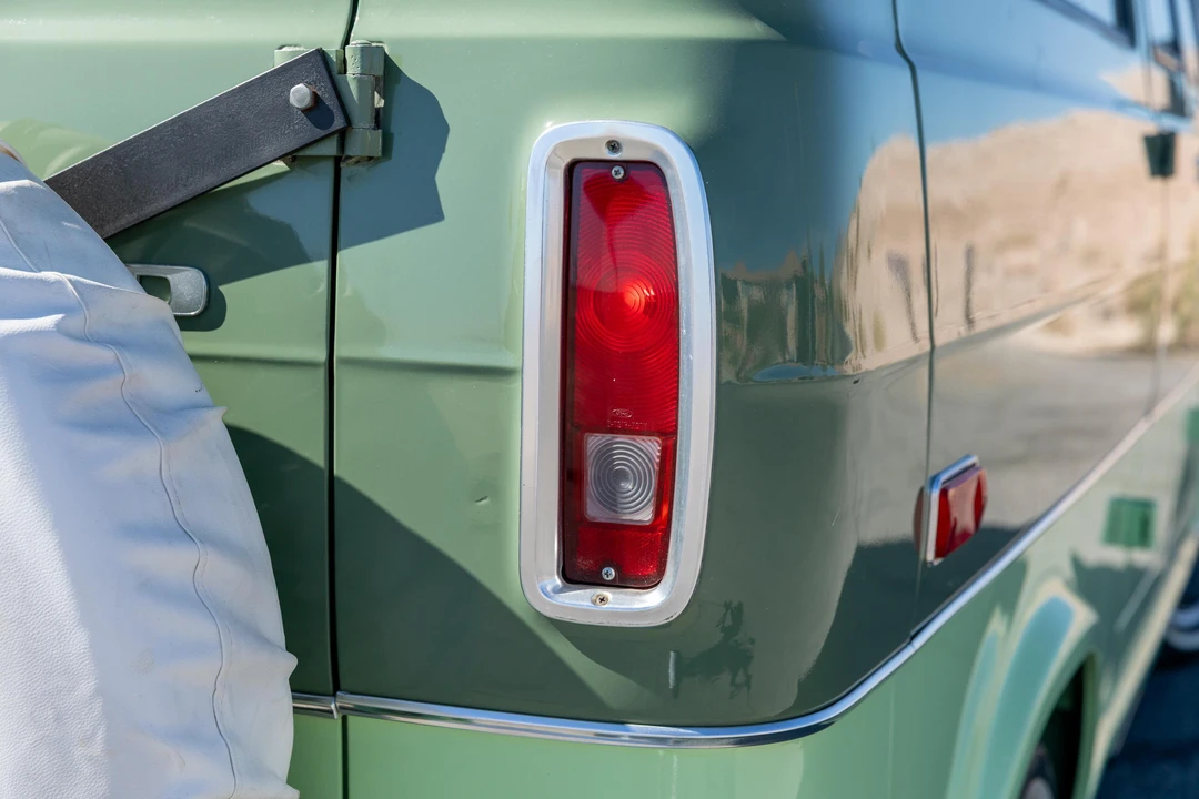 1972 Ford Econoline Van - Image 28 of 31