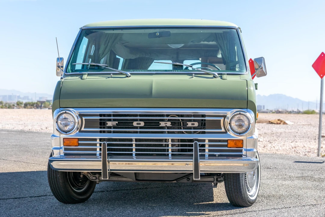 1972 Ford Econoline Van - Image 2 of 31