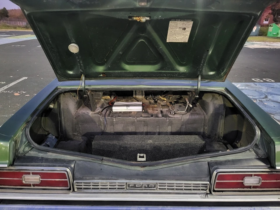 1972 Ford Galaxie 4th Gen - Image 27 of 29