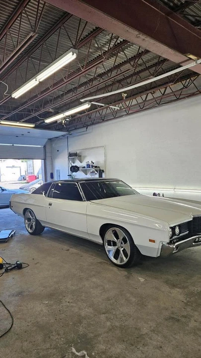 1972 Ford Galaxie 4th Gen - Image 2 of 6