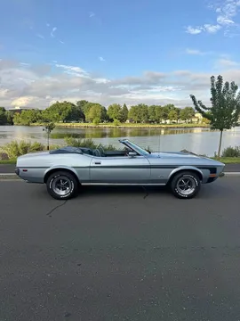 1972 Ford Mustang Convertible 2D