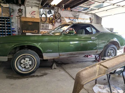 1972 Ford Mustang Convertible 2D