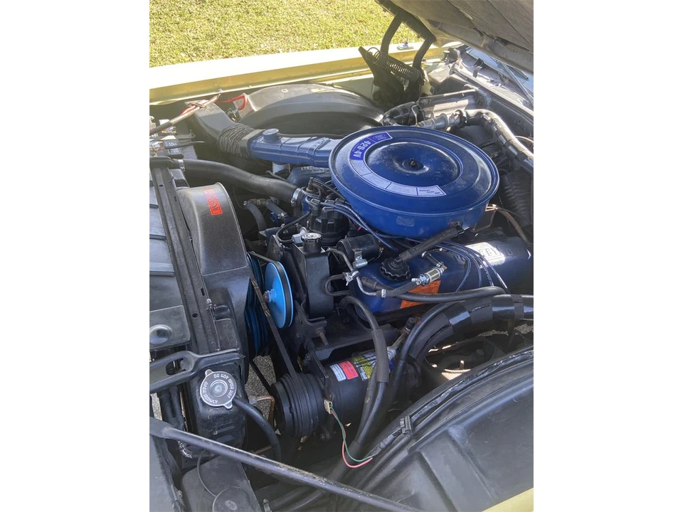 1972 Ford Thunderbird 6th Gen - Image 17 of 19