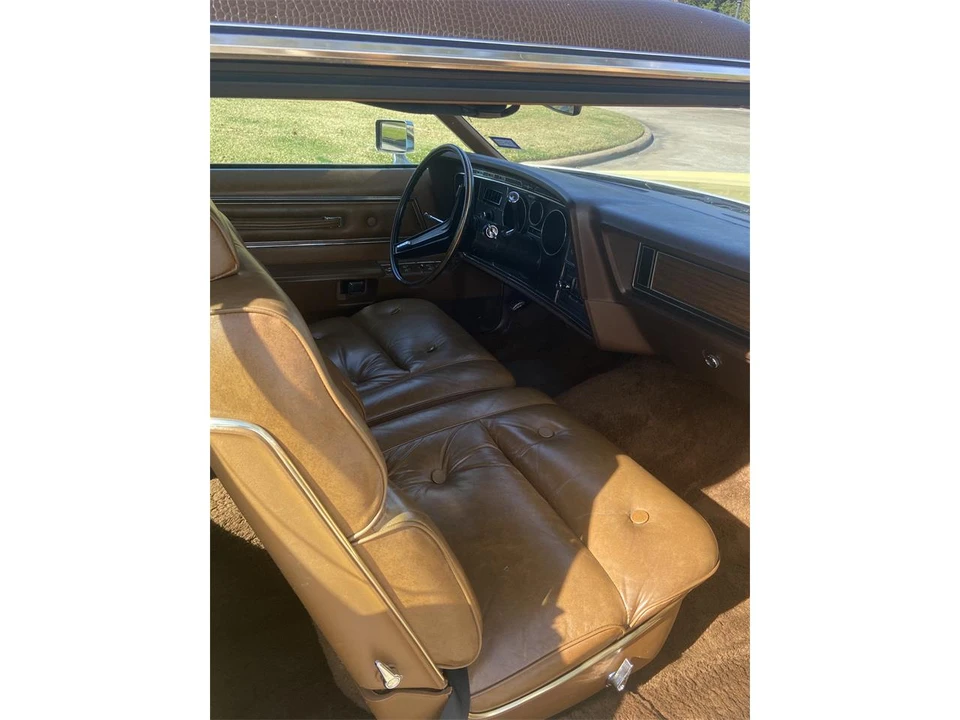 1972 Ford Thunderbird 6th Gen - Image 13 of 19