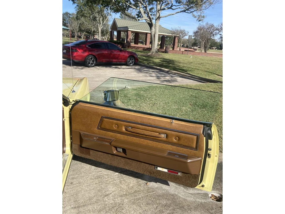 1972 Ford Thunderbird 6th Gen - Image 12 of 19