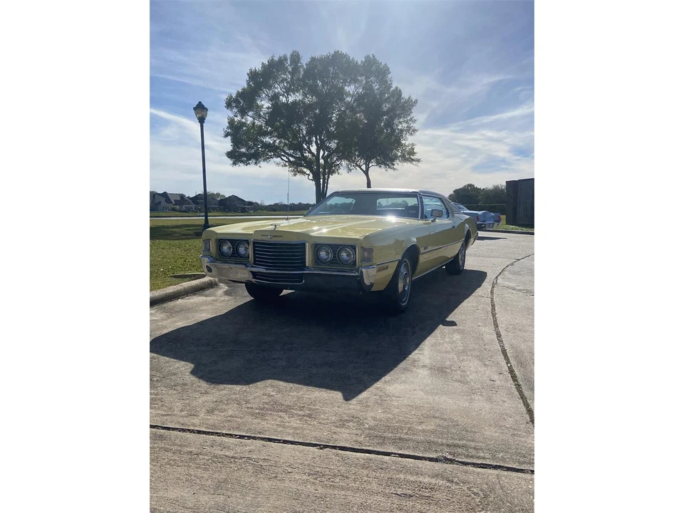 1972 Ford Thunderbird 6th Gen - Image 2 of 19