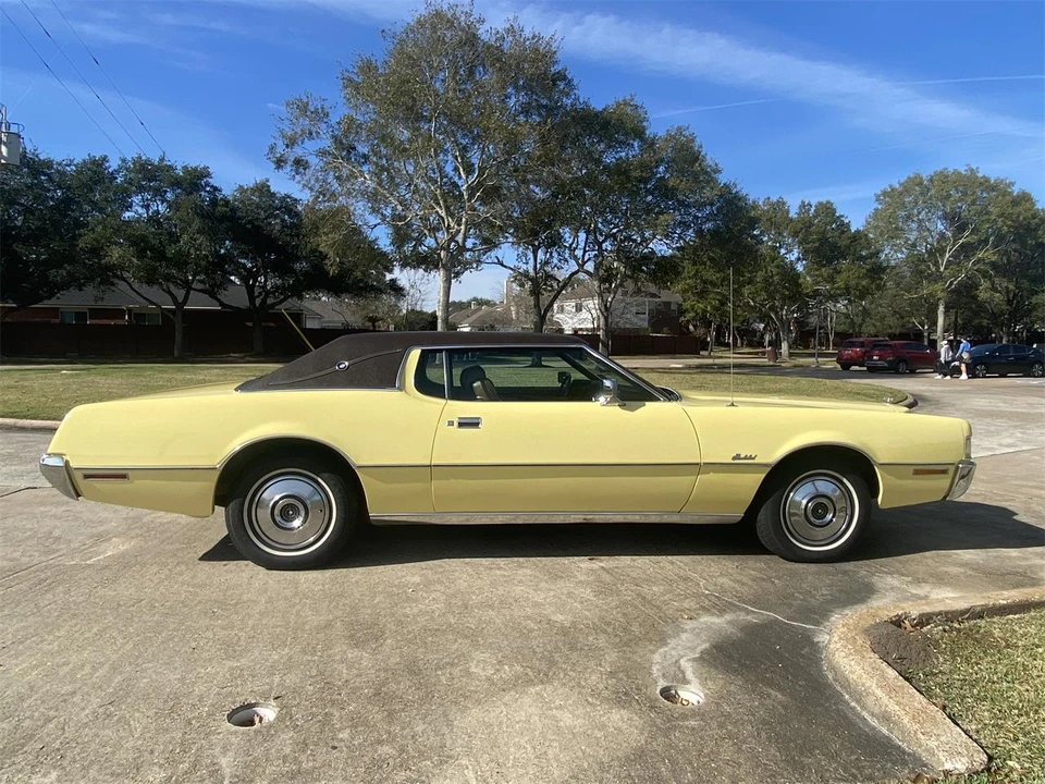 1972 Ford Thunderbird 6th Gen - Image 4 of 19
