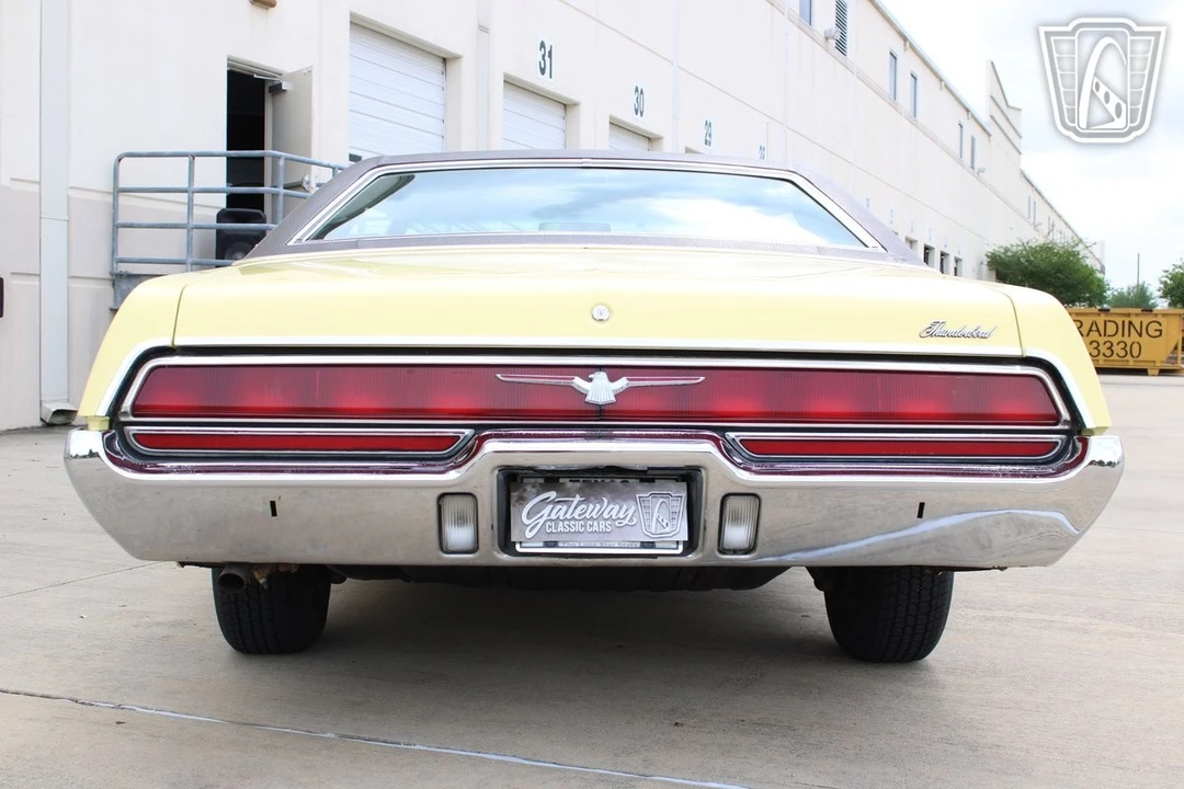 1972 Ford Thunderbird 6th Gen - Image 11 of 12