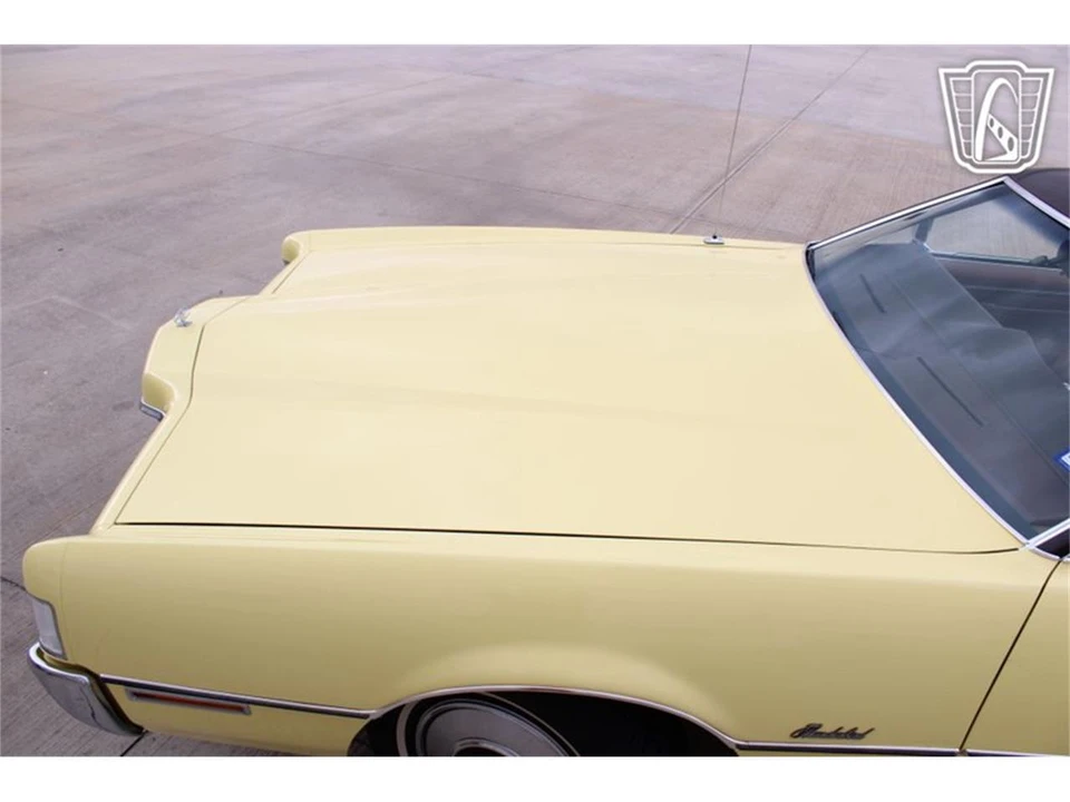 1972 Ford Thunderbird 6th Gen - Image 29 of 31