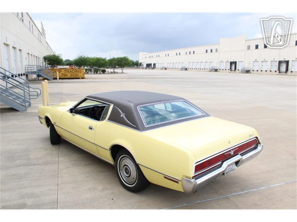 1972 Ford Thunderbird 6th Gen - Image 5 of 31