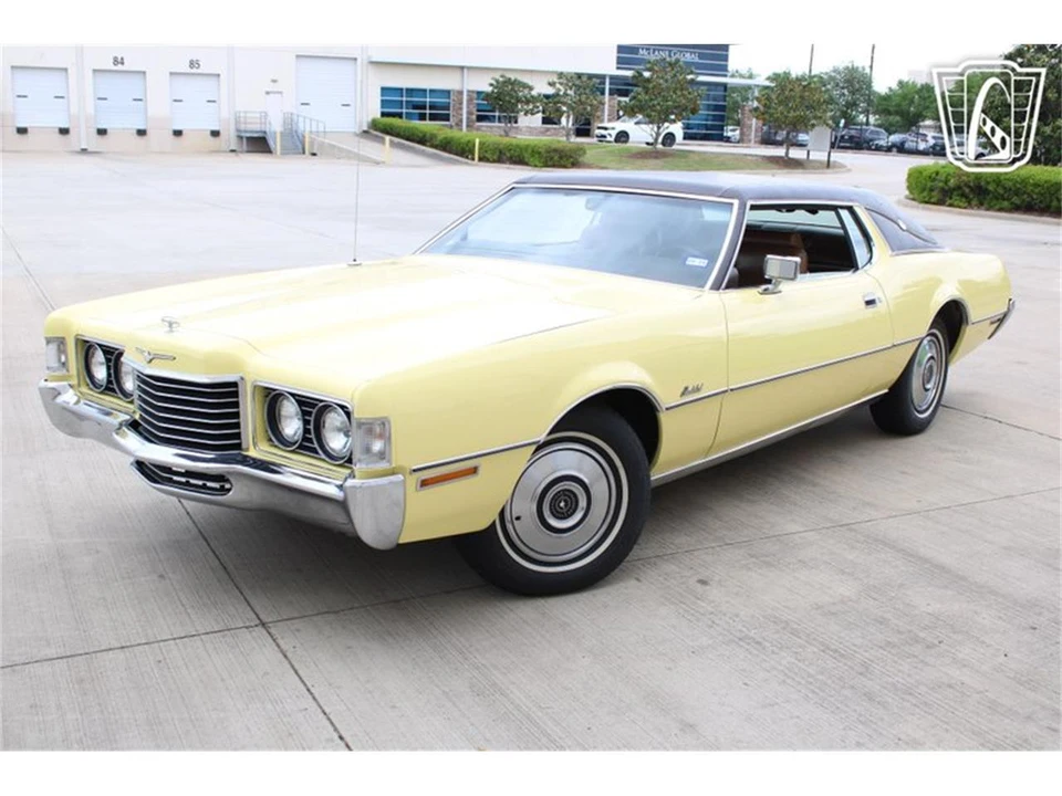 1972 Ford Thunderbird 6th Gen - Image 25 of 31