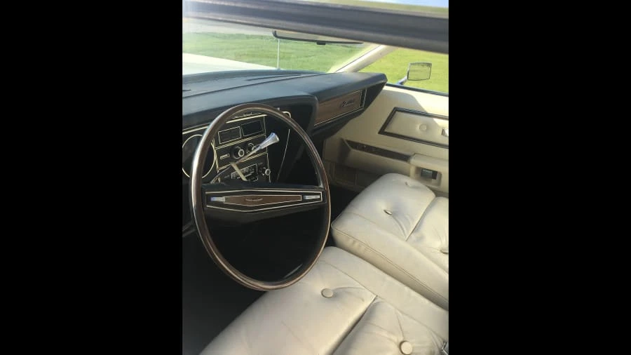 1972 Ford Thunderbird 6th Gen - Image 5 of 22