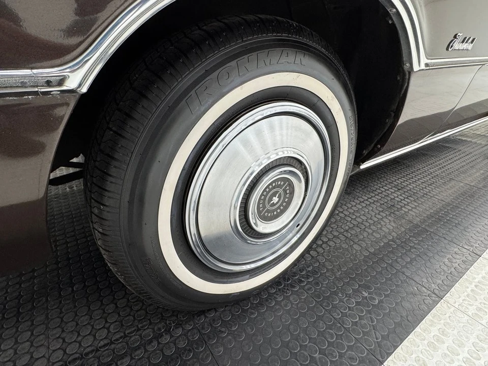 1972 Ford Thunderbird 6th Gen - Image 12 of 21