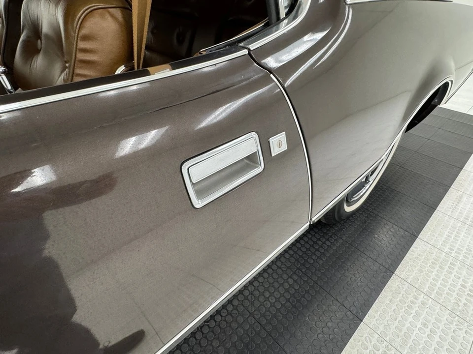 1972 Ford Thunderbird 6th Gen - Image 17 of 21