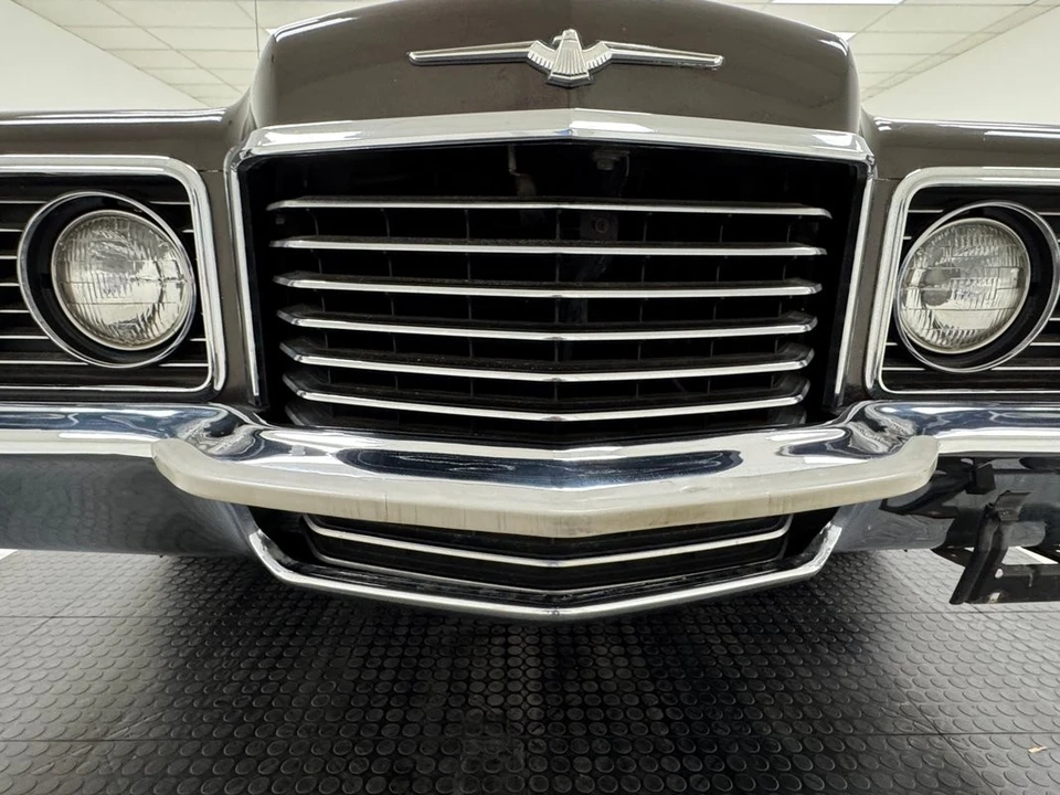 1972 Ford Thunderbird 6th Gen - Image 10 of 21