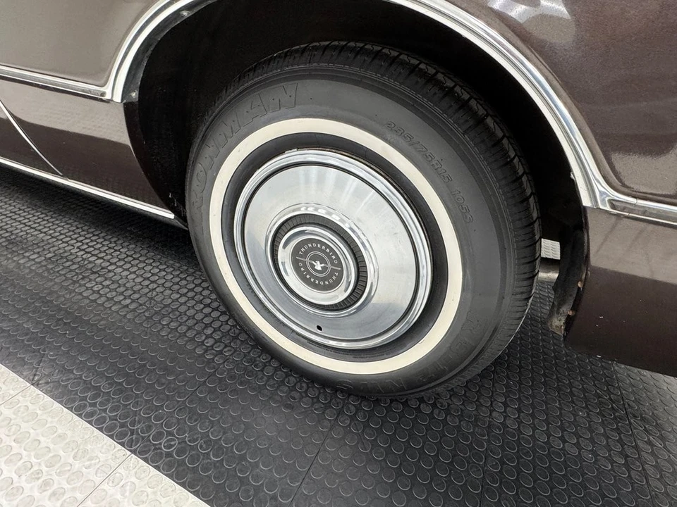 1972 Ford Thunderbird 6th Gen - Image 20 of 21