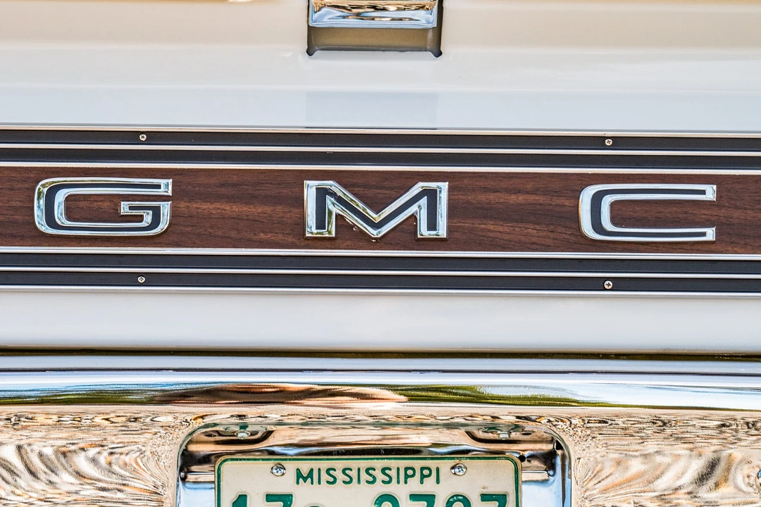 1972 GMC Jimmy 1st Gen - Image 16 of 31