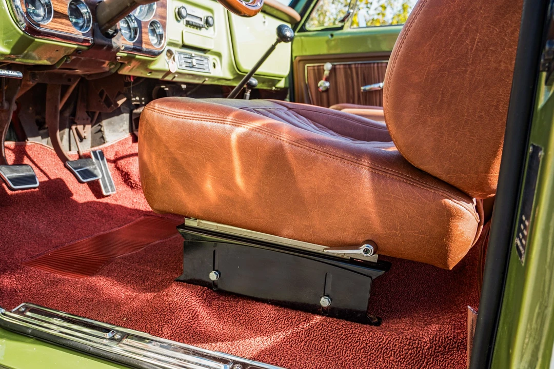 1972 GMC Jimmy 1st Gen - Image 26 of 31