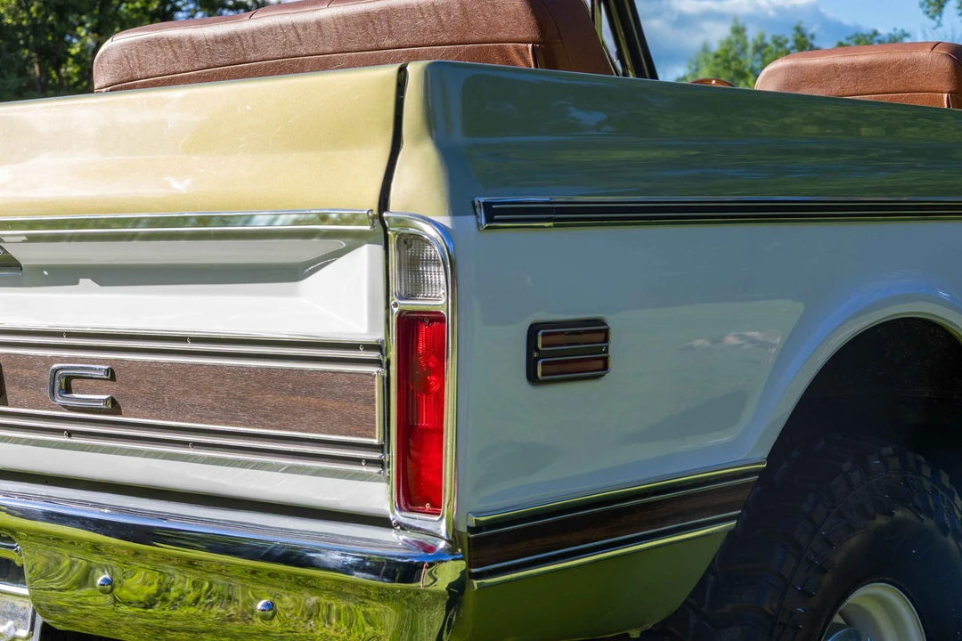 1972 GMC Jimmy 1st Gen - Image 26 of 31