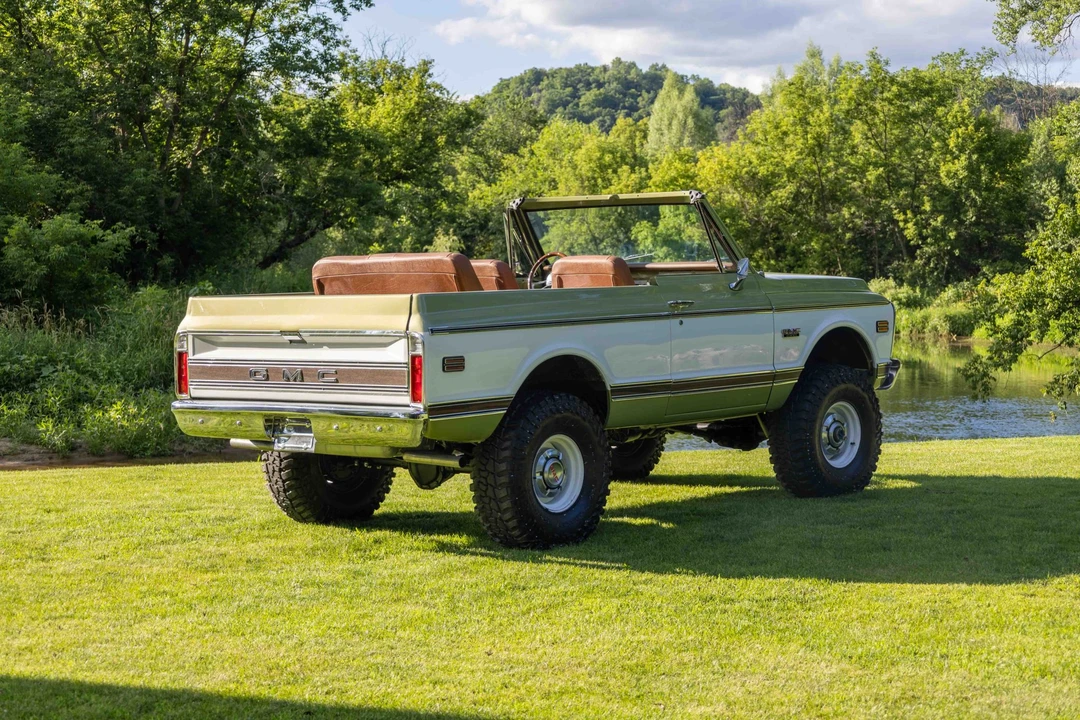1972 GMC Jimmy 1st Gen - Image 10 of 31