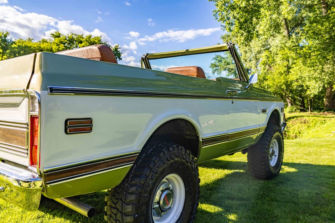 1972 GMC Jimmy 1st Gen - Image 27 of 31