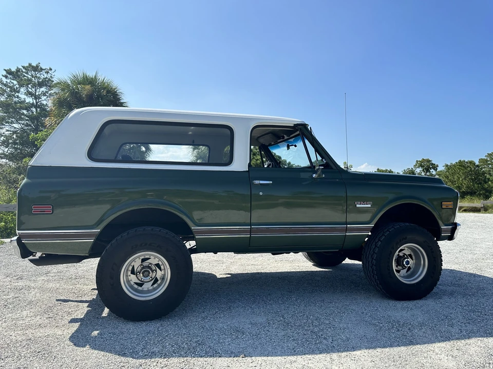 1972 GMC Jimmy 1st Gen - Image 14 of 31
