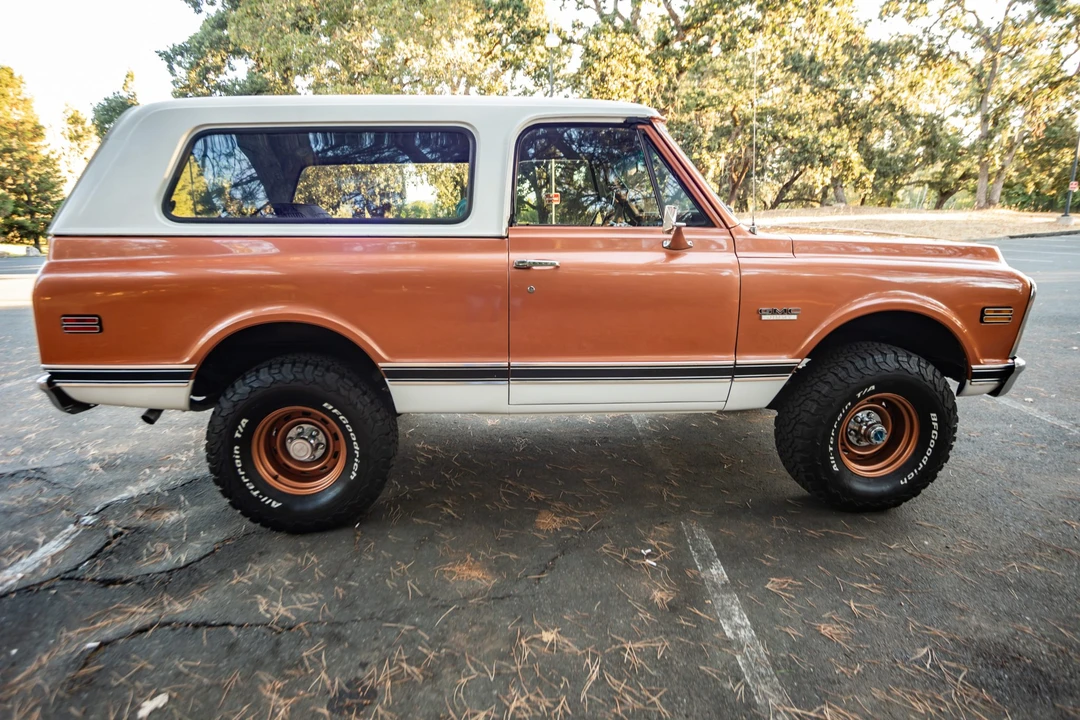 1972 GMC Jimmy 1st Gen - Image 11 of 31