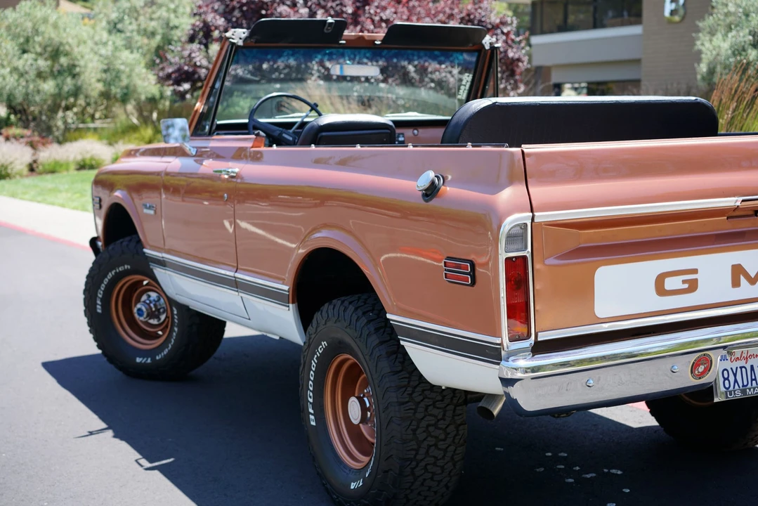 1972 GMC Jimmy 1st Gen - Image 19 of 31