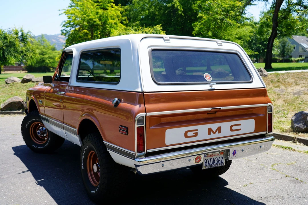 1972 GMC Jimmy 1st Gen - Image 10 of 31