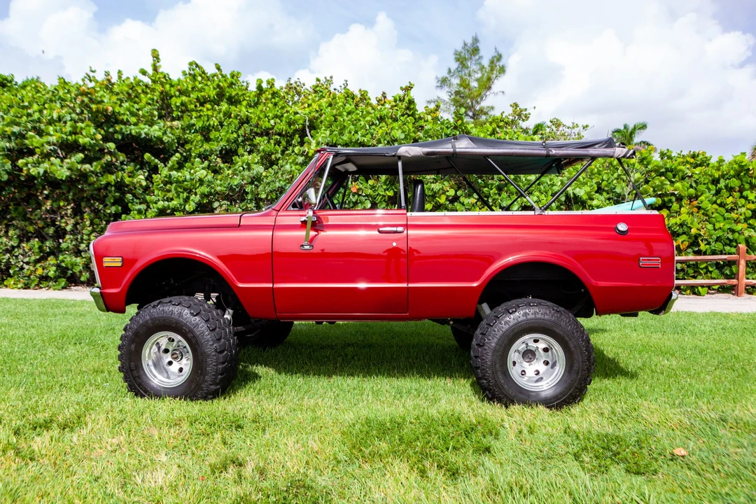 1972 GMC Jimmy 1st Gen - Image 10 of 31