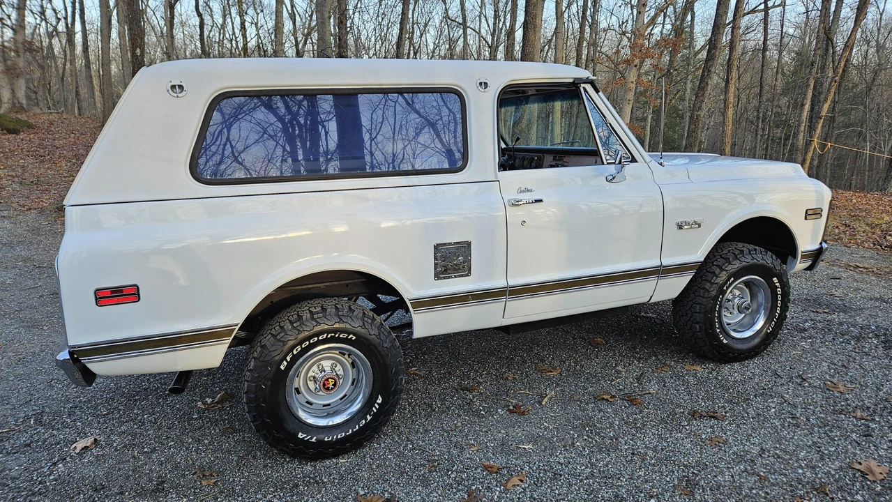 1972 GMC Jimmy 1st Gen - Image 9 of 31
