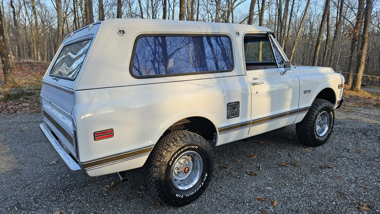 1972 GMC Jimmy 1st Gen - Image 10 of 31
