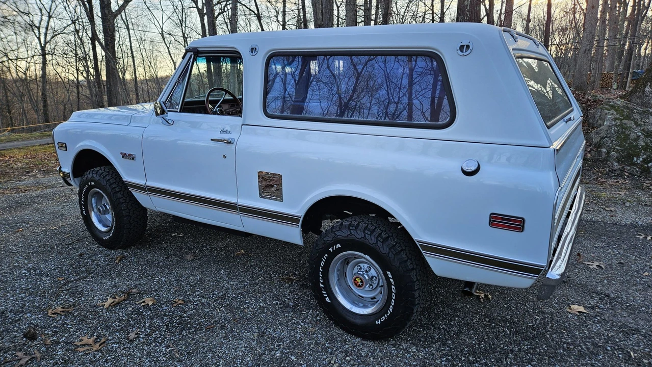 1972 GMC Jimmy 1st Gen - Image 17 of 31