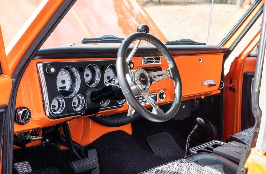 1972 GMC Jimmy 1st Gen - Image 10 of 10