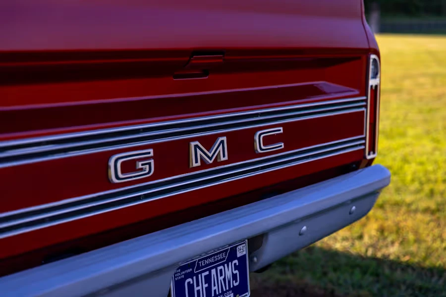1972 GMC Jimmy 1st Gen - Image 16 of 31