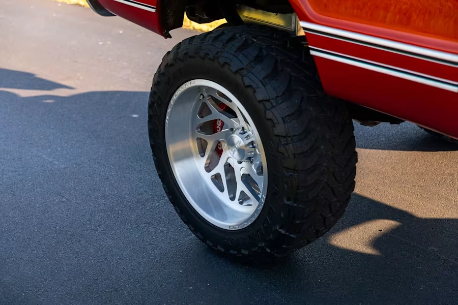 1972 GMC Jimmy 1st Gen - Image 7 of 31
