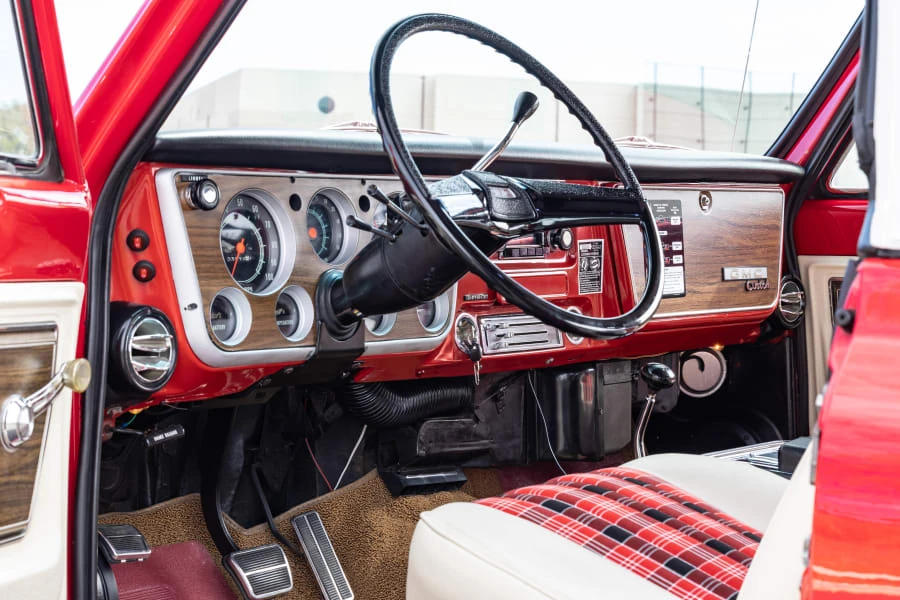 1972 GMC Jimmy 1st Gen - Image 23 of 31